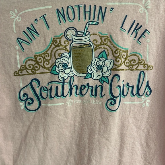 Itsa Girl Thing Graphic T-Shirt - Picture 7 of 10